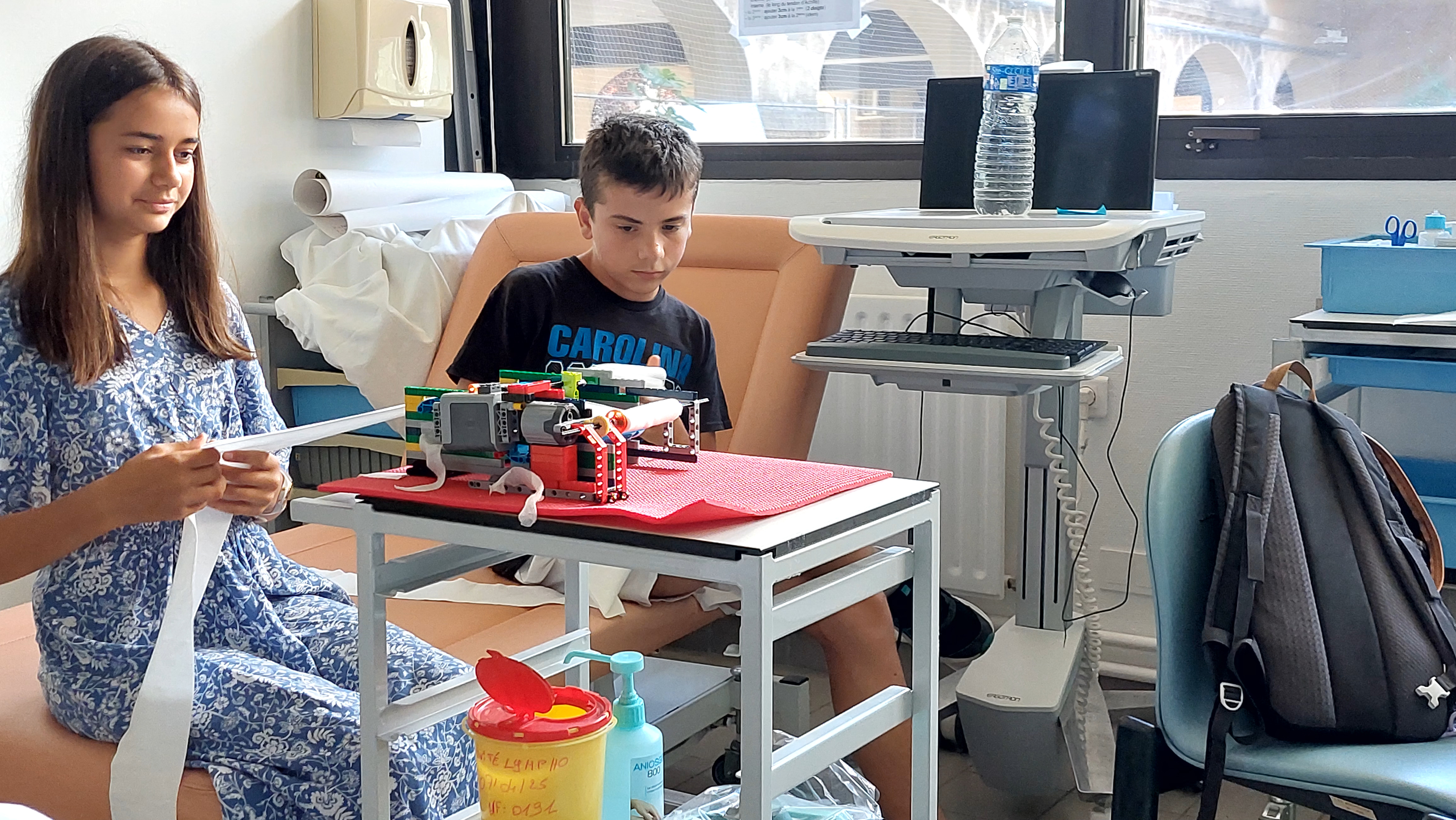 Séance de bandage avec Baptiste qui découvre Journées Montpelliéraines